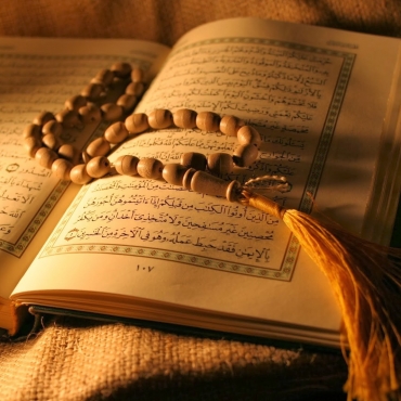 Is “One part of the Quran explains another part” a hadith?