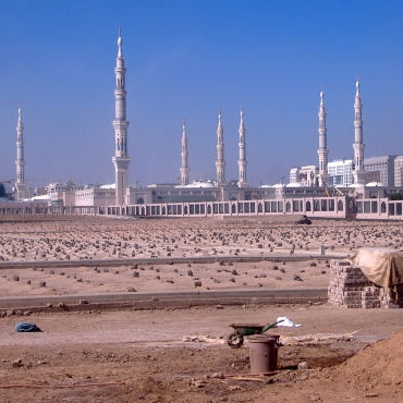 Where is the grave of Fatima (May Allah be pleased with her)