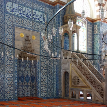 Allamah Lakhnawis view on the language of Jumuah sermon