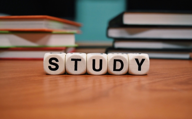 What should a Muslim student study? By Imam Ibn al-Sunni