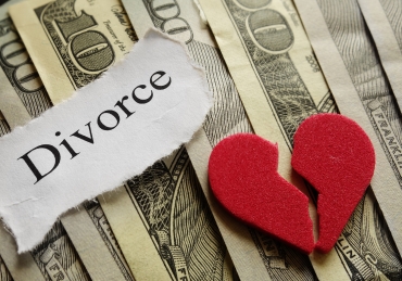 Asking boy’s family who is at fault to reimburse marriage costs