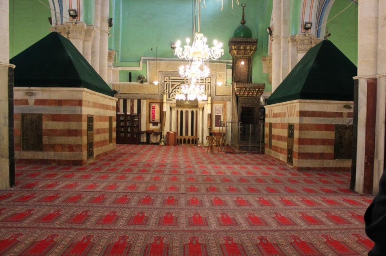 Grave of Prophet Ibrahim and other Prophets