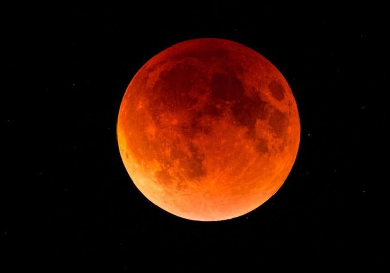 Lunar Eclipse Salah