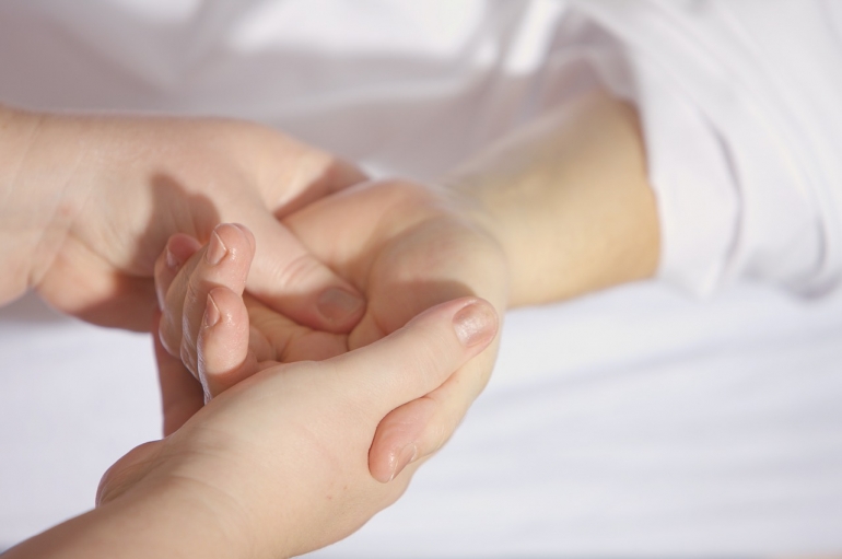 Treatise on kissing hands