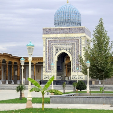 Hair Cut and Imamat of Tarawih Salah
