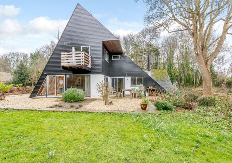 Scalene triangle shaped house