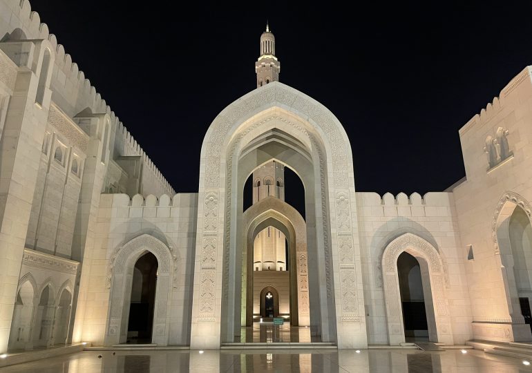 Nine days in Oman, Qatar and east Saudi Arabia (Juwatha)